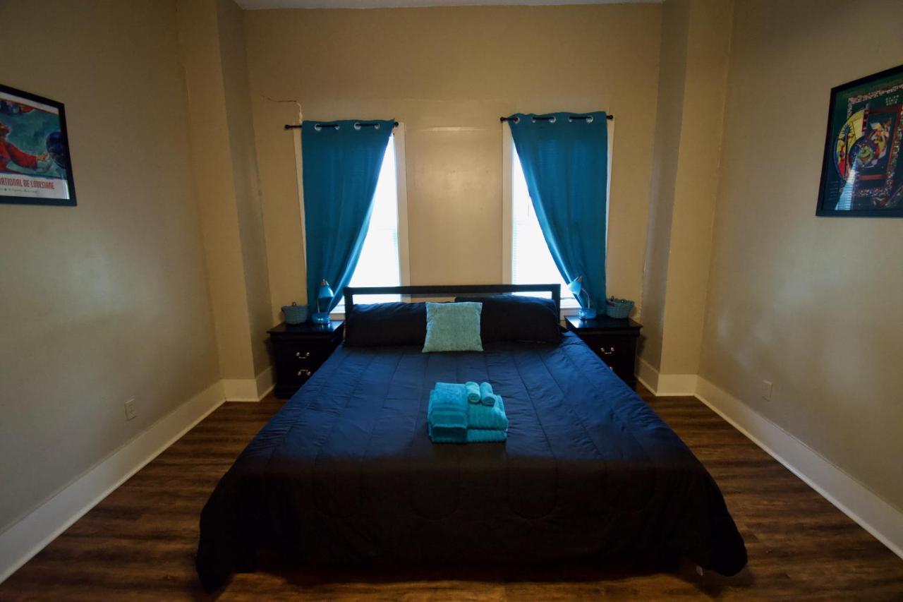 Cajun Hostel Downtown Лафайетт Экстерьер фото