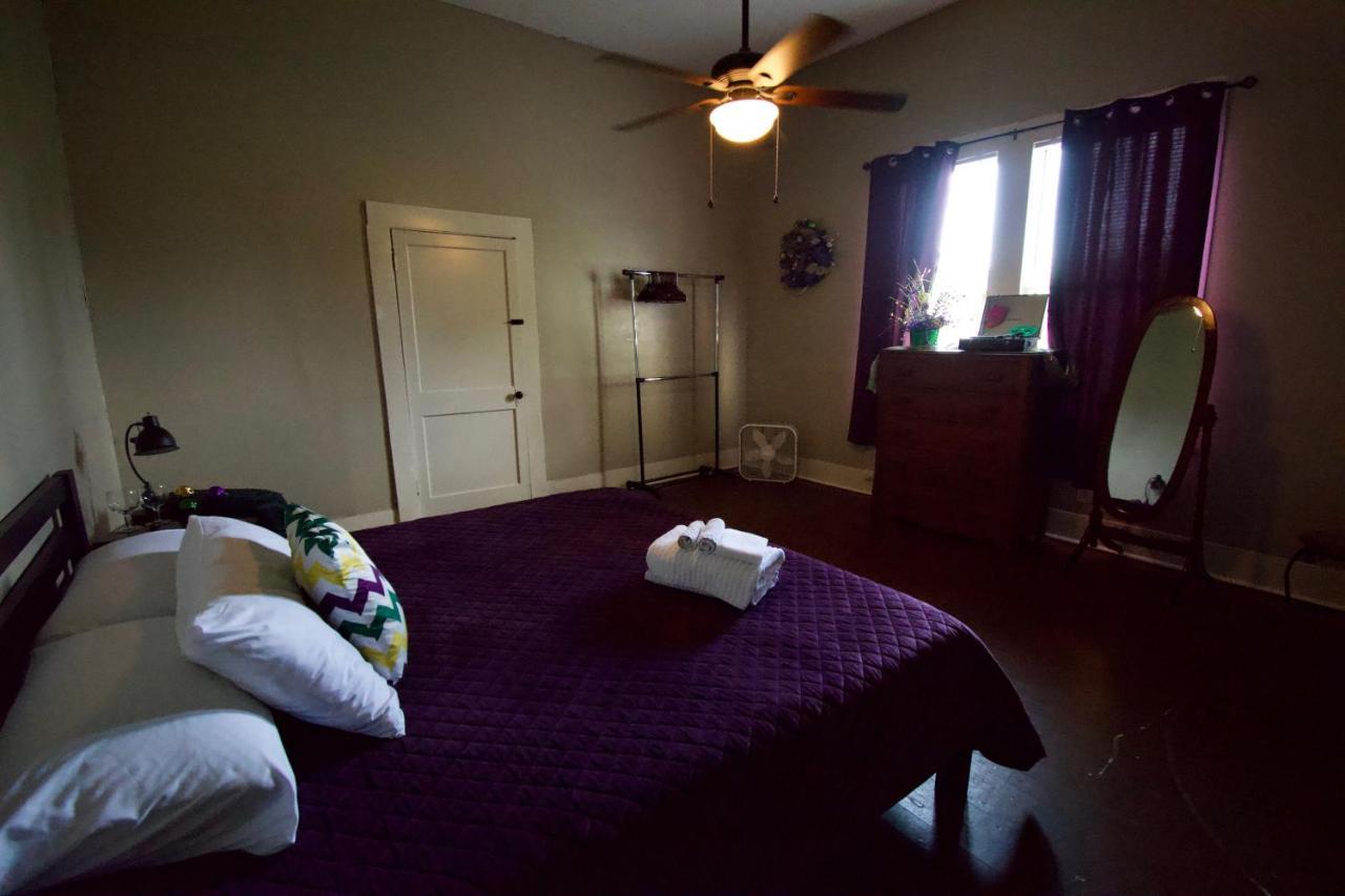 Cajun Hostel Downtown Лафайетт Экстерьер фото